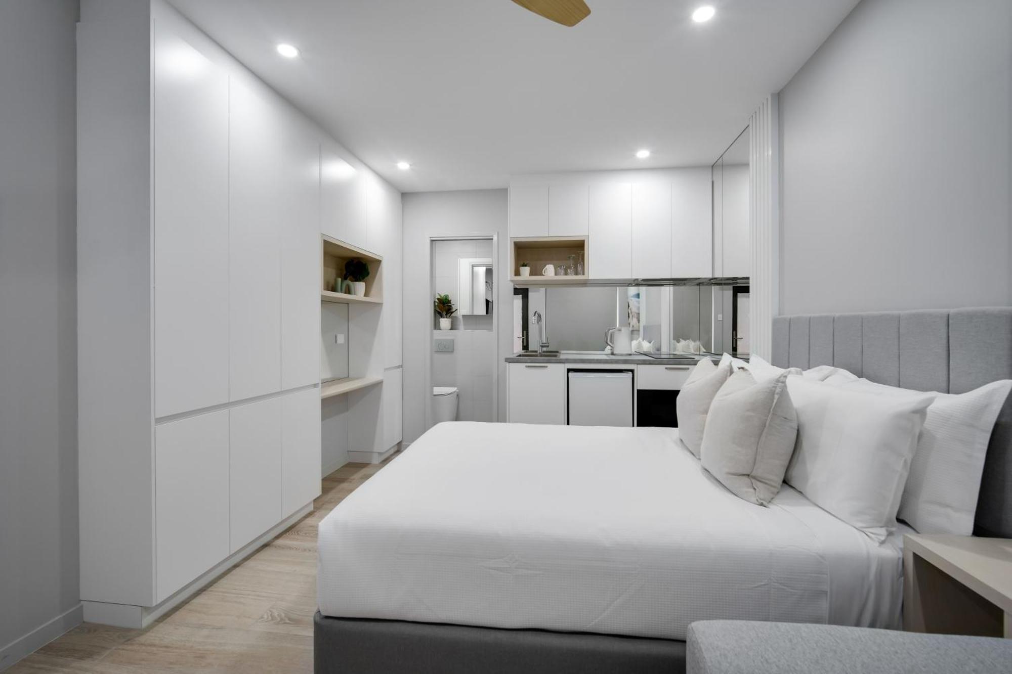 Belmoral Corporate Suites (Adults Only) Townsville Exteriör bild