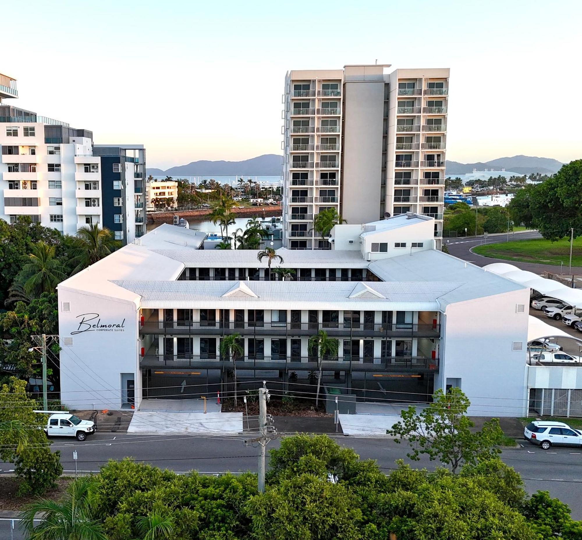 Belmoral Corporate Suites (Adults Only) Townsville Exteriör bild